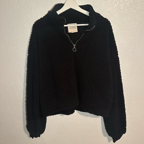 Thread & Supply Tops - Thread & Supply Black Cropped 1/4 Zip Pop Over Sherpa Size XXL
